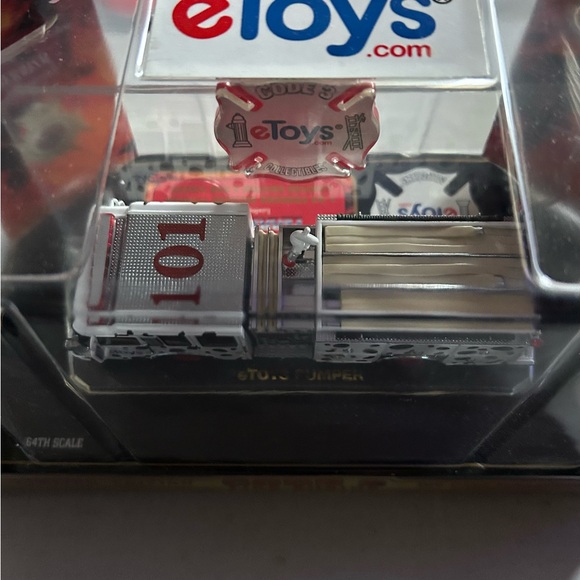 Limited Edition Code 3 Fire Engine - Picture 2 of 6